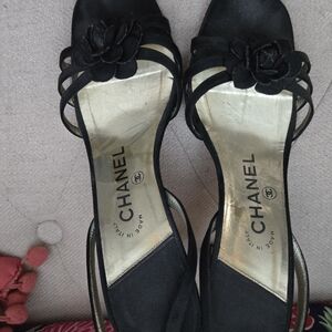 Chanel Black Women's Shoes size 38 excellent condition